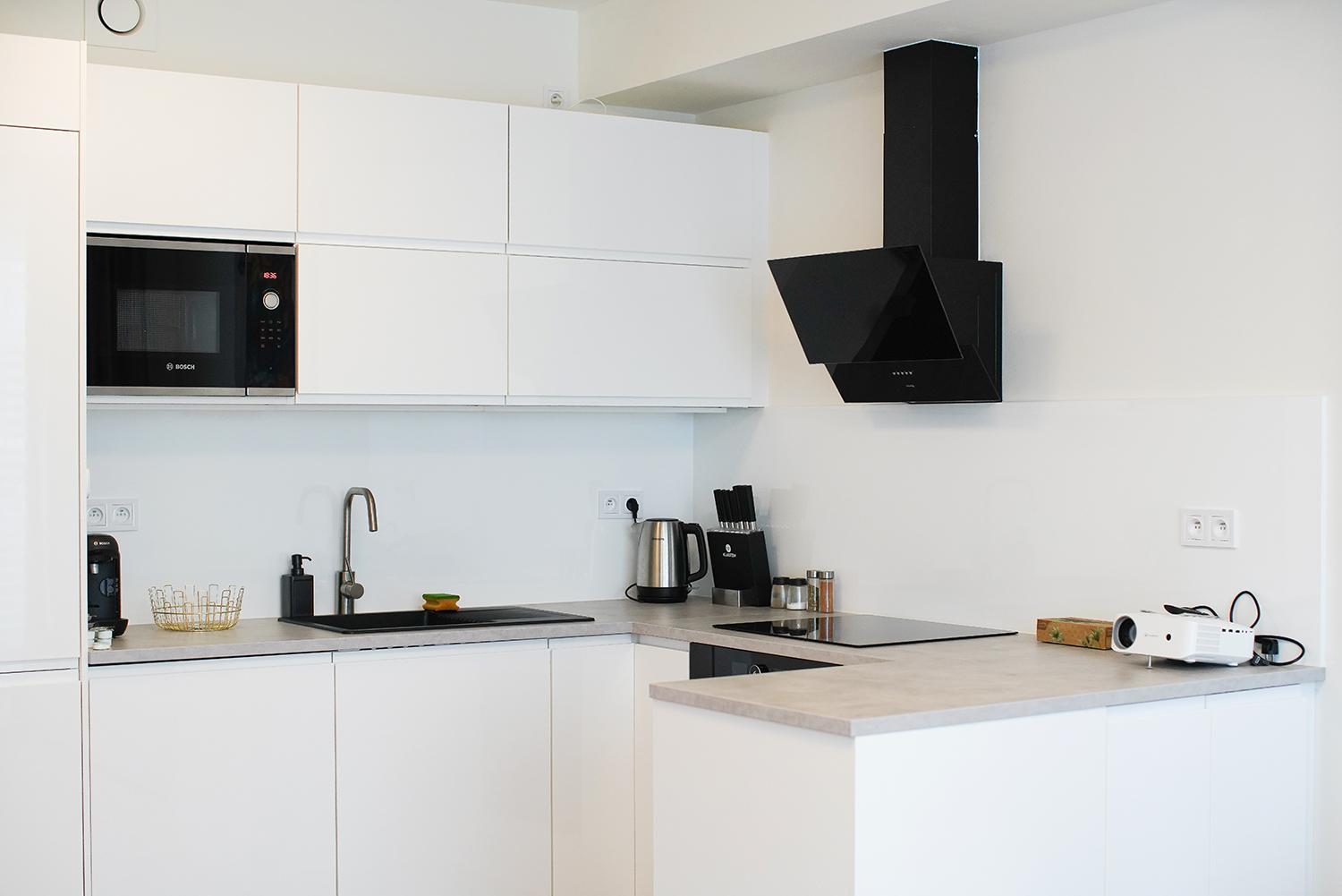 Apartament Holesovice Delight: Modern Comfort With A Twist In 7